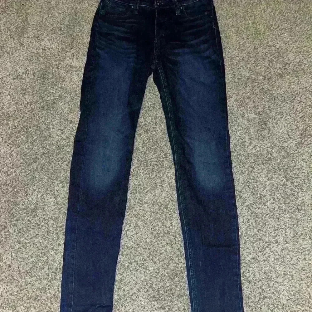 Dark Denim Silver Jeans